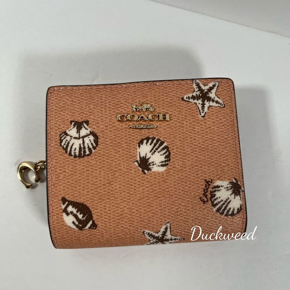 Sold❌Coach Snap Wallet With Shell Print NWT